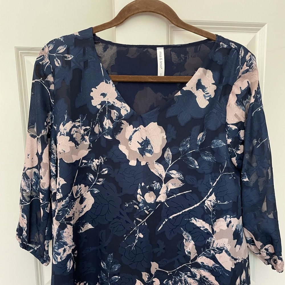 Mia & Tess blouse